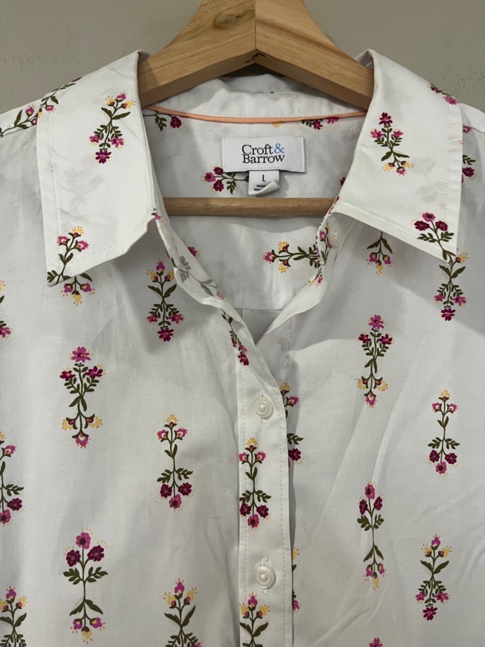 croft & barrow White Button Shirt with Pink and Green Floral Print - Picture 4 of 10